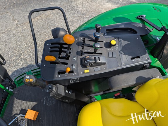 Photo of 2025 John Deere 6110M Open