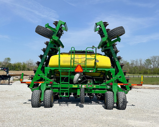 2009 John-Deere 1990