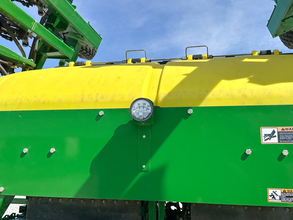 2009 John-Deere 1990
