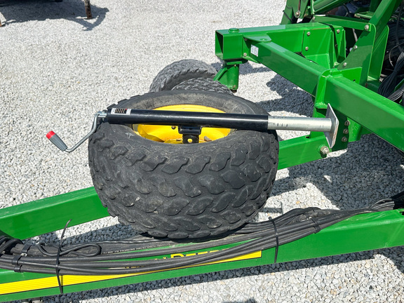 2009 John-Deere 1990