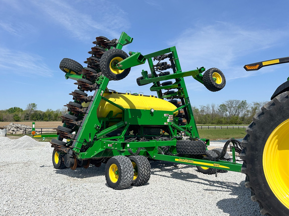 2009 John-Deere 1990