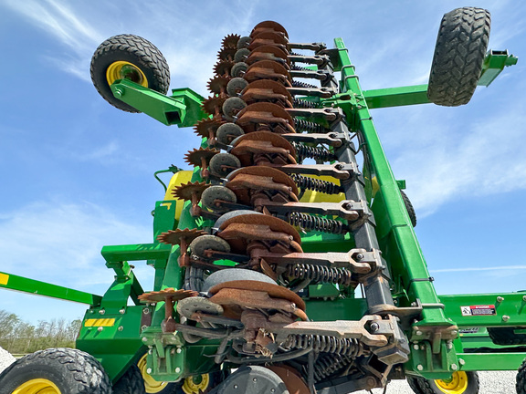 2009 John-Deere 1990