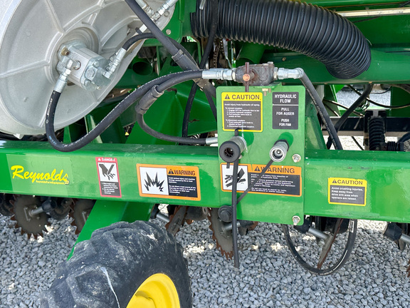 2009 John-Deere 1990