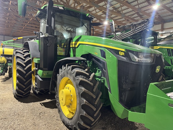 2024 John Deere 8R 230 - Photo3