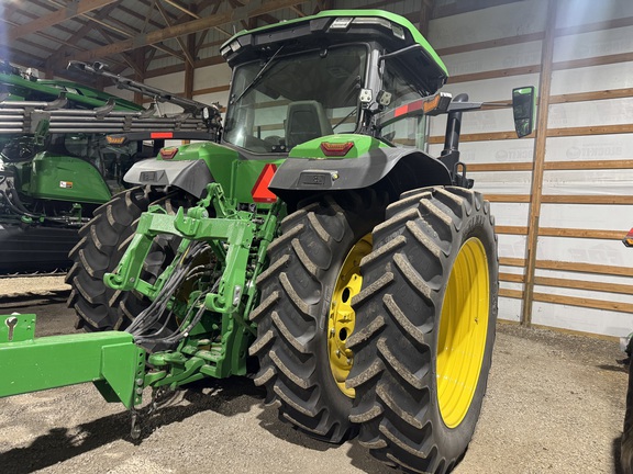 2024 John Deere 8R 230 - Photo9