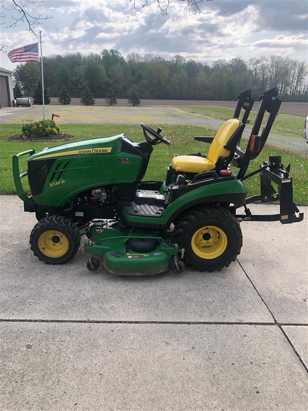 2012 John Deere 1026R Image 2