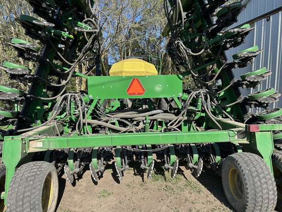 2019 John Deere 1890 (3rd thumbnail)