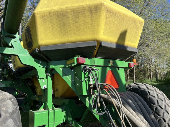 2019 John Deere 1890 (15th thumbnail)