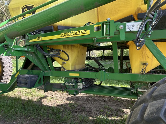 2019 John Deere 1890 (16th thumbnail)