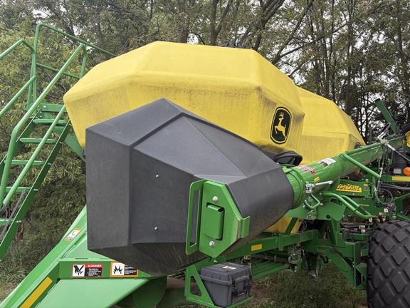 2019 John Deere 1890 (31st thumbnail)