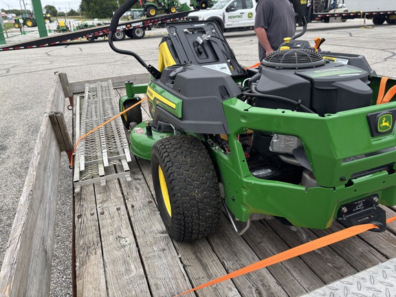 Used 2025 John Deere Z320M Zero Turn Mowers at Koenig Equipment in Richmond, IN - Photo4