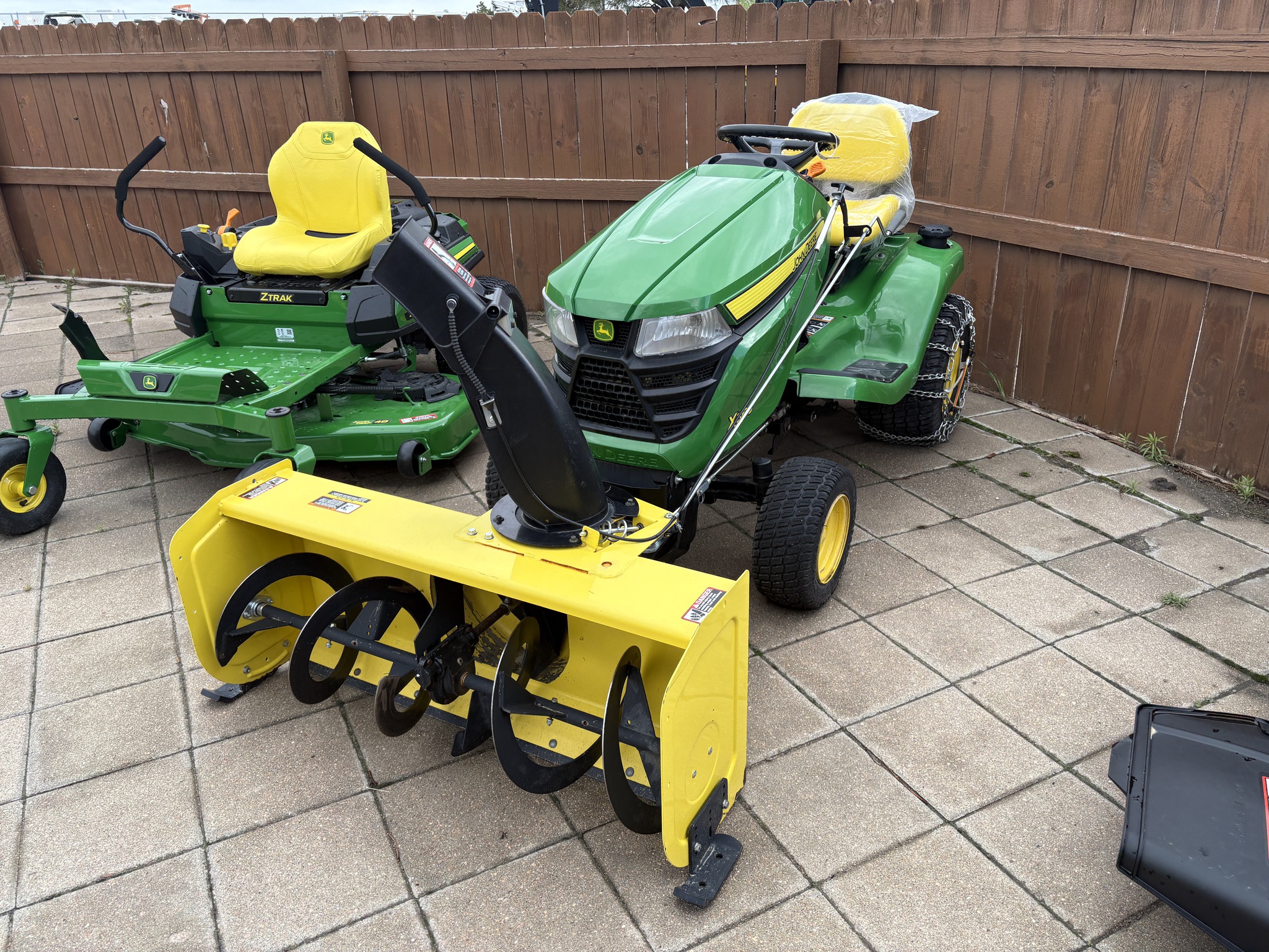 2015 John Deere X360 Image 3