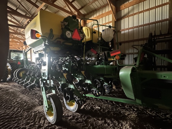 2024 John Deere 1775NT - Photo5