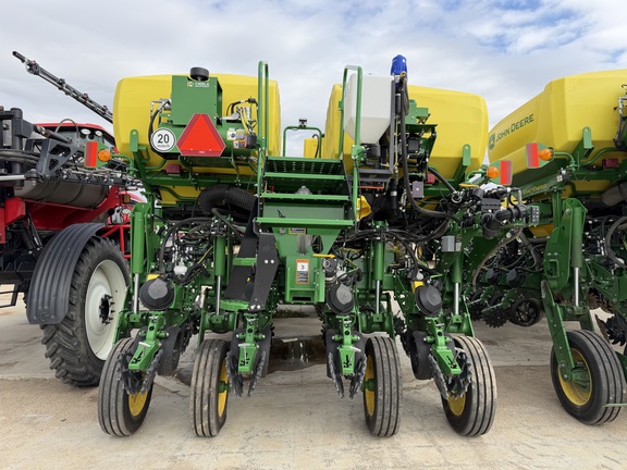 2024 John Deere 1775NT - Photo3