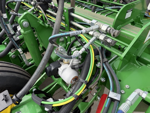 2024 John Deere 1775NT - Photo19
