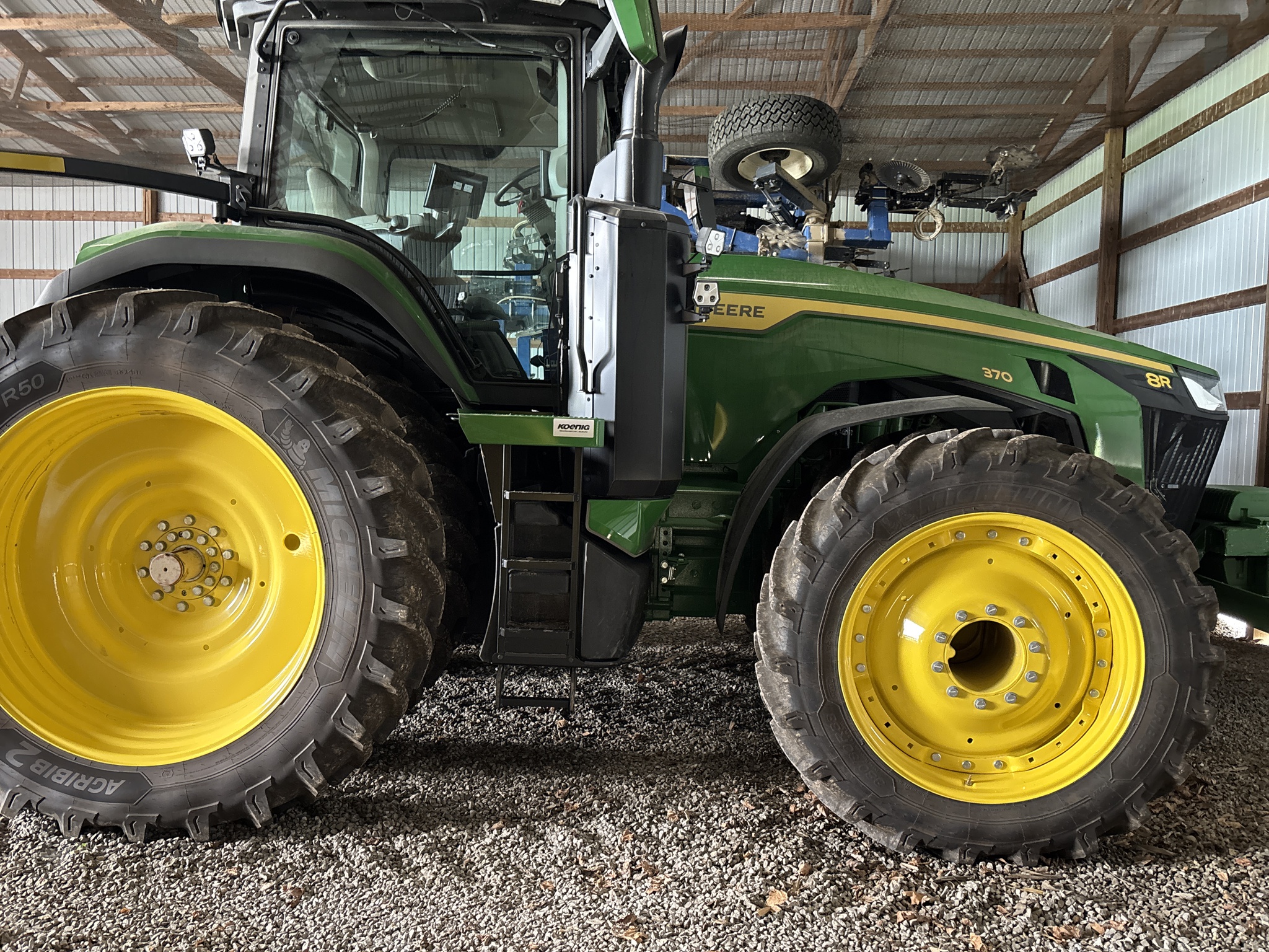 Used 2026 John Deere 8R 370 Row Crop Tractors at Koenig Equipment in Urbana, OH - PhotoXL1