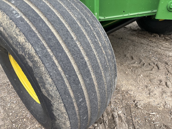 Used 2025 John Deere 561M Round Balers at Horizon Ag & Turf in Lloydminster, AB - Photo17