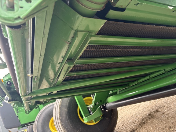 Used 2025 John Deere 561M Round Balers at Horizon Ag & Turf in Lloydminster, AB - Photo21