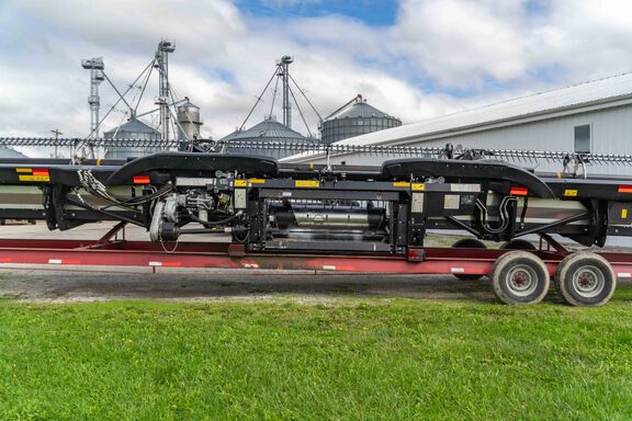 Used 2023 MacDon FD245 Combine Platforms at Koenig Equipment in Anna, OH - Photo5