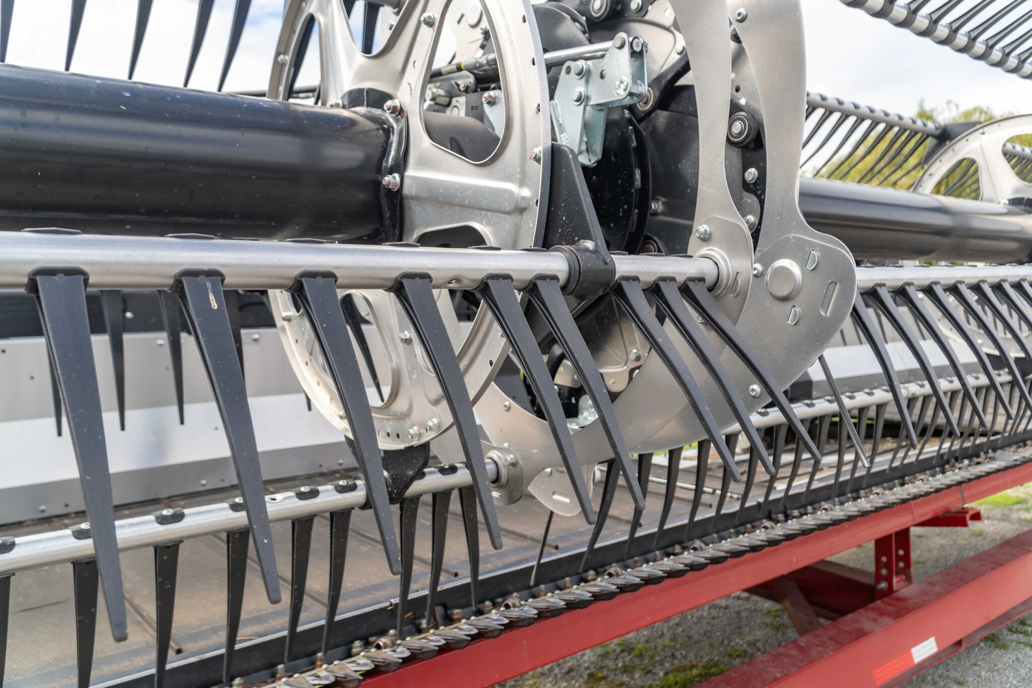Used 2023 MacDon FD245 Combine Platforms at Koenig Equipment in Anna, OH - PhotoXL14
