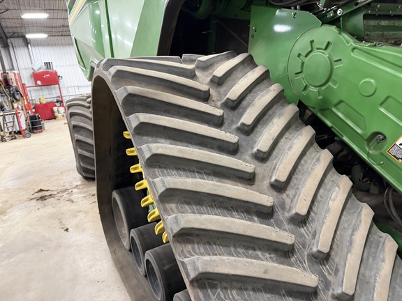 2024 John Deere X9 1000 - Photo3