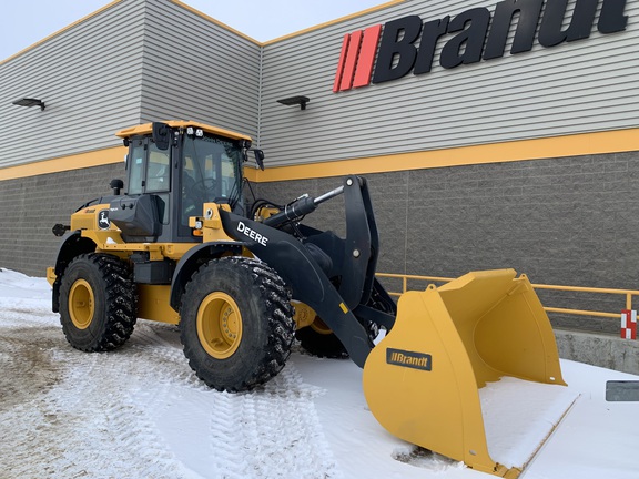 2025 John Deere 544 P
