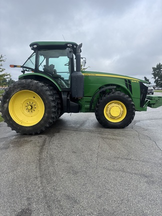 2012 John-Deere 8285R