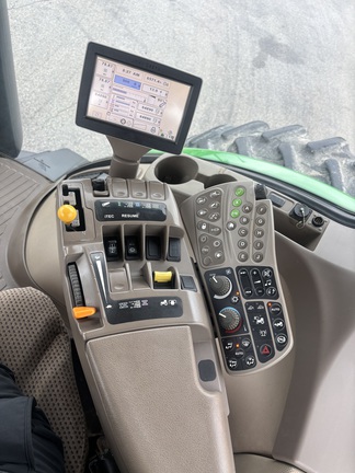 2012 John-Deere 8285R