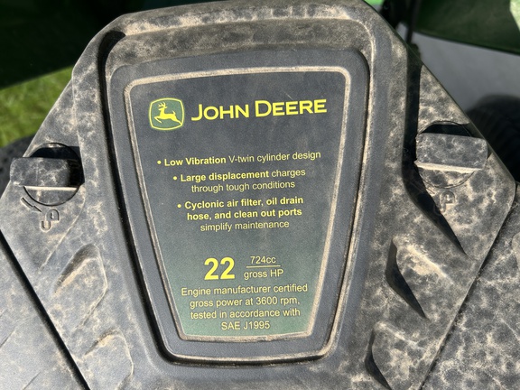 2023 John Deere X330 (9th thumbnail)