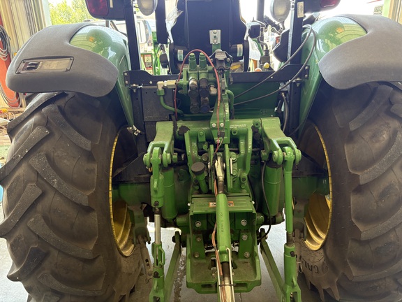 2022 John Deere 5090M - Photo3