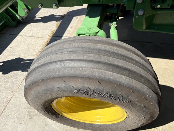2022 John Deere 5090M - Photo9