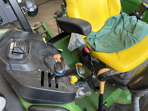 2022 John Deere 5090M - Photo17