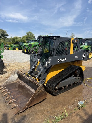 2023 John Deere 325G