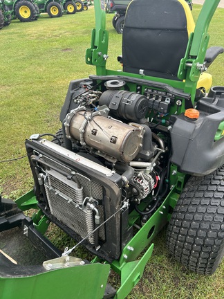 Used 2024 John Deere Z997R Zero Turn Mowers at Horizon Ag & Turf in Westlock, AB - Photo7