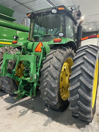 Photo of 2008 John Deere 8330