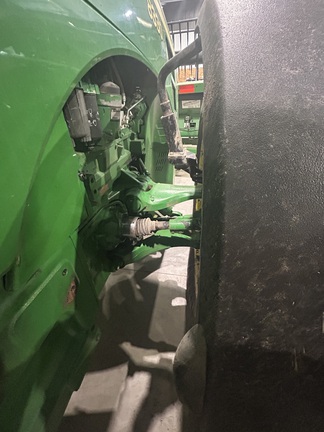 Photo of 2008 John Deere 8330