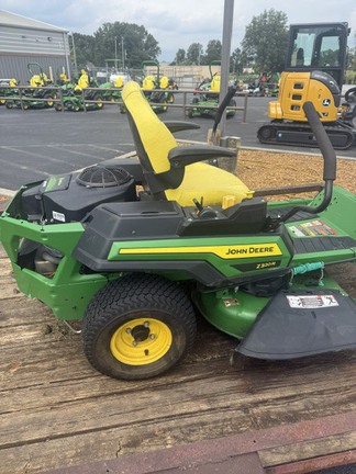 Photo of 2025 John Deere Z320R