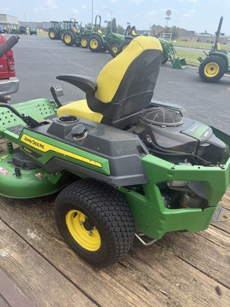Photo of 2025 John Deere Z320R