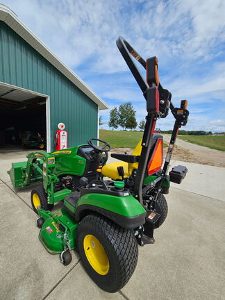 Photo of 2019 John Deere 1025R