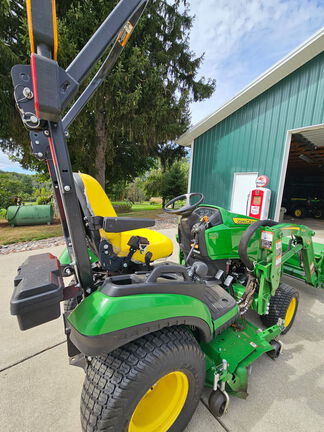 Photo of 2019 John Deere 1025R