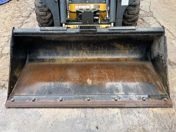 2023 John Deere 318G