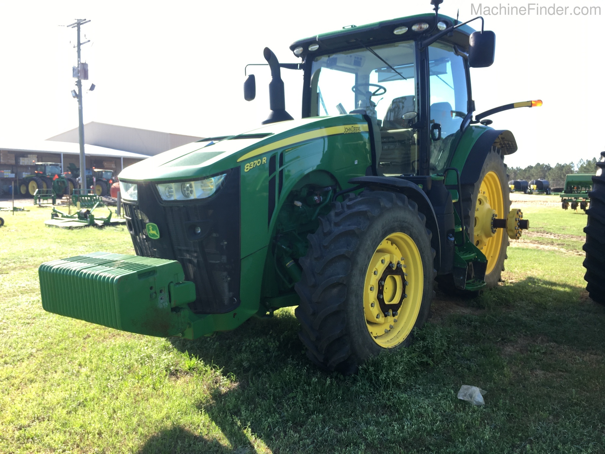 2015 John Deere 8370R Image 1