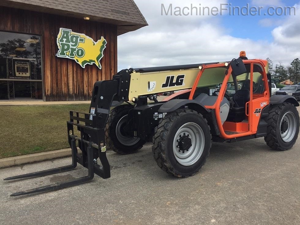 2020 JLG 742 Image 1