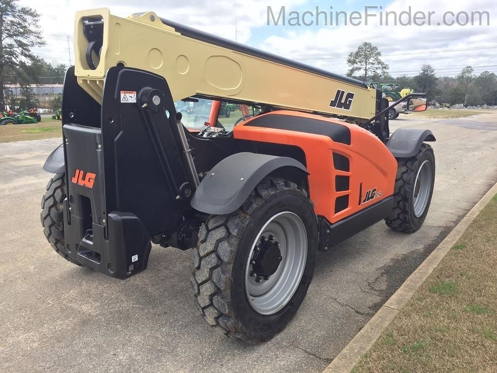 2020 JLG 742 Image 3