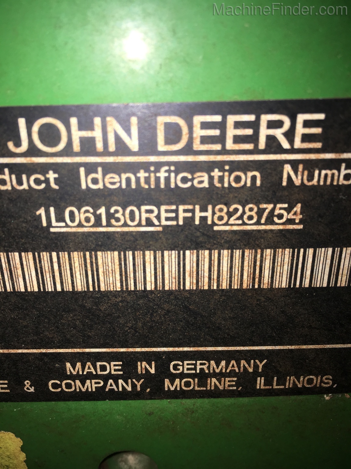 2015 John Deere 6130R Image 3