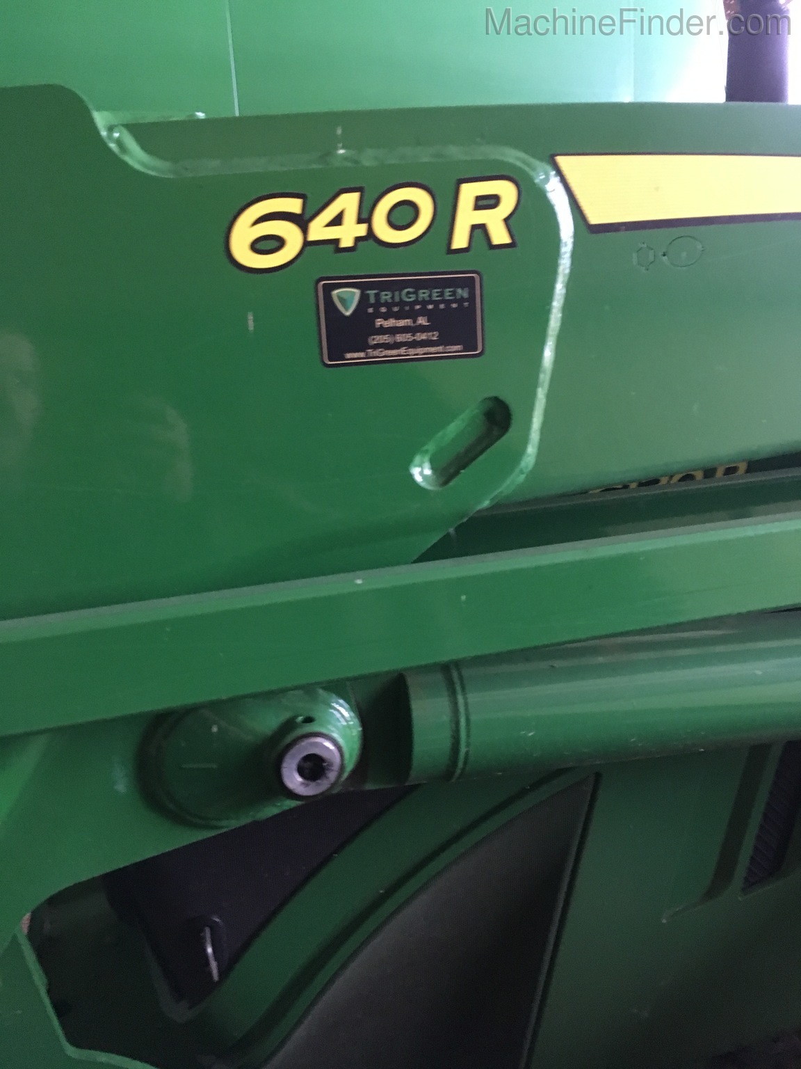2015 John Deere 6130R Image 4