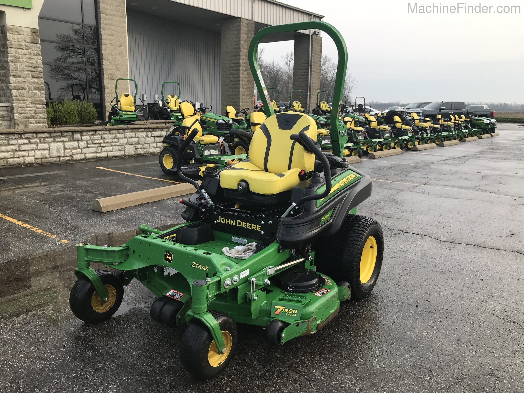 2019 John Deere Z920M Image 1