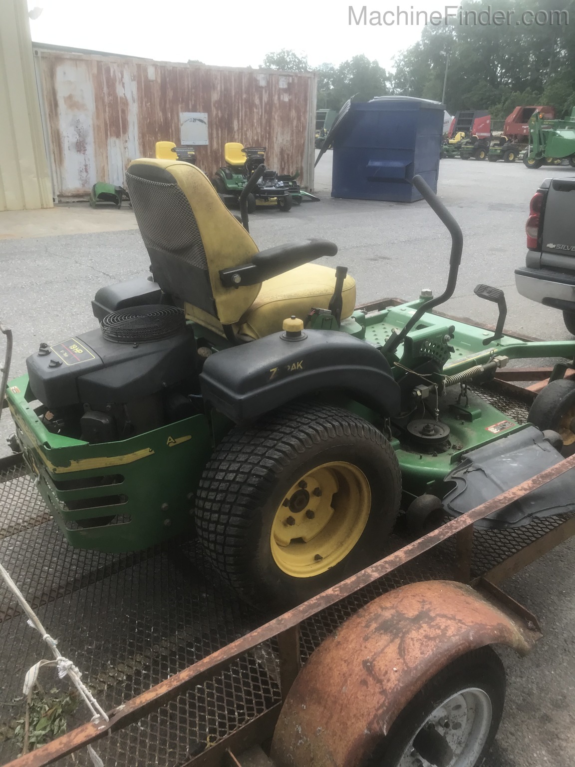 2004 John Deere 717A Image 4