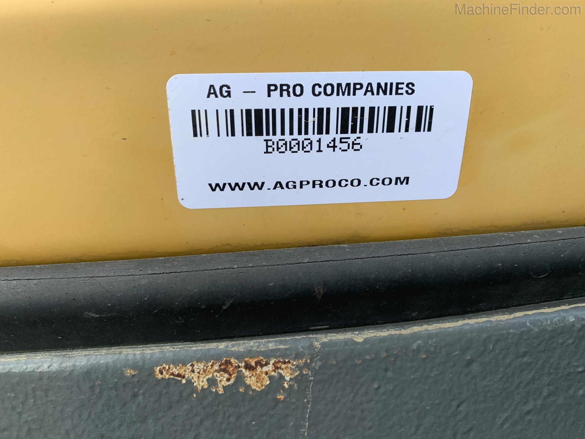 2012 Challenger MT765C Image 11