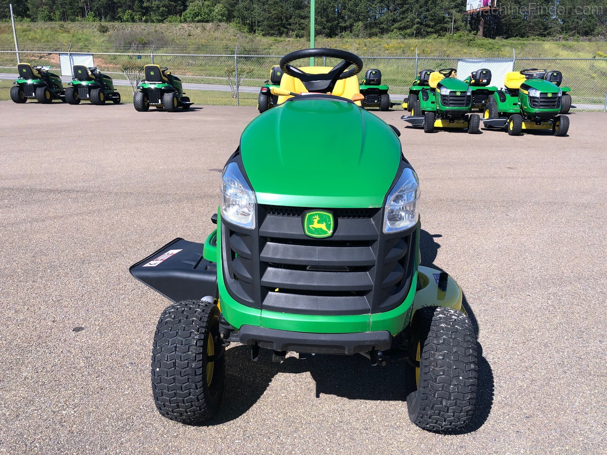 2020 John Deere E110 Image 2